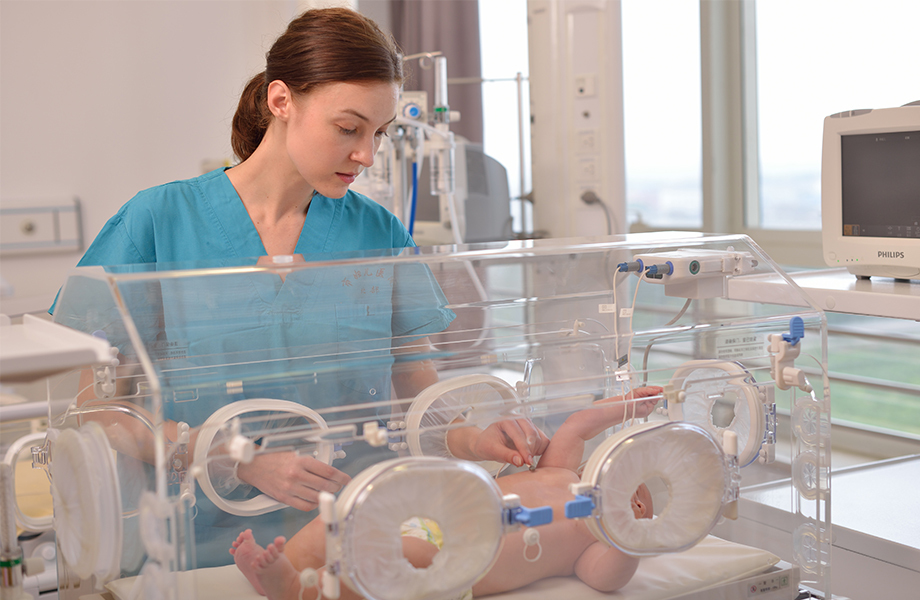 戴維(wei)醫(yī)療_由戴維(wei)醫(yī)療起草(cǎo)的(de)《嬰兒培養箱》标準正式(shi)髮(fa)布實施